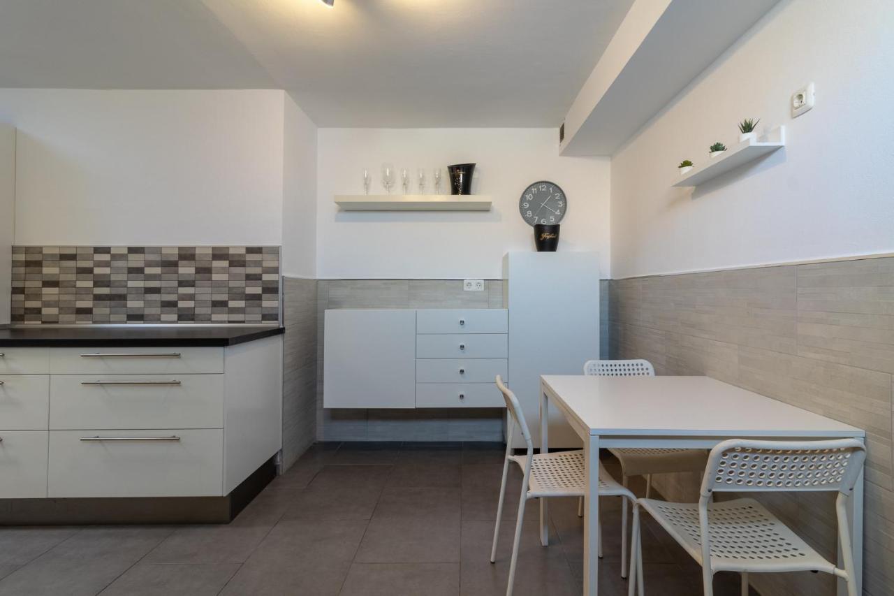 Flatguest Morro Jable * Beach * Terrace * Bbq Exterior foto